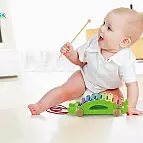 Dřevěný tahací xylofon - krokodýl