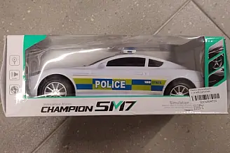 Auto policie  narážecí se zvuky a světlem