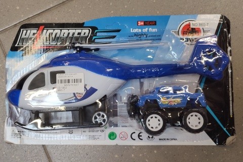 Helikoptéra s autem