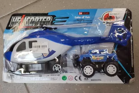 Helikoptéra s autem
