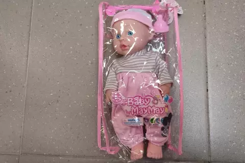 Miminko čůrací v sáčku