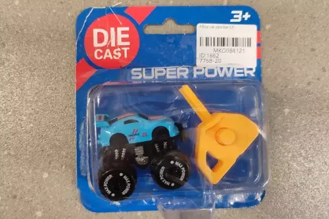 Auto vystřelovací kov
