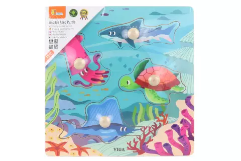 Kočička s kočárem