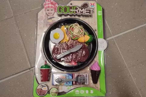 Jídlo na kartě se steakem